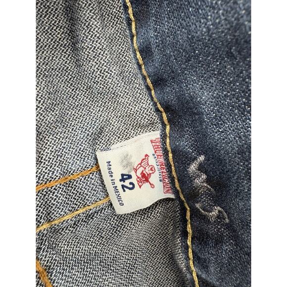 True Religion Jeans Men's Size 42 Slim Fit Wear On Back Pocket - Picture 2 of 7